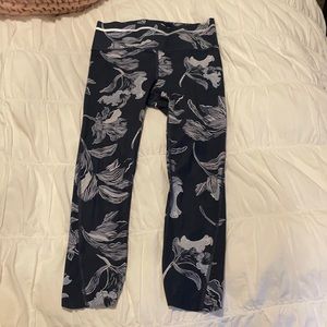 Athleta crop leggings